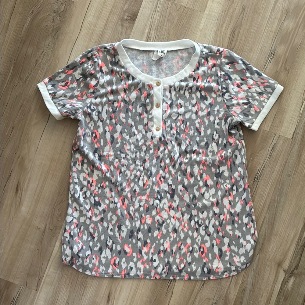 Sew In Love Gray and Pink Patterned Blouse
